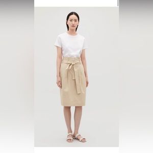 COS paper bag skirt